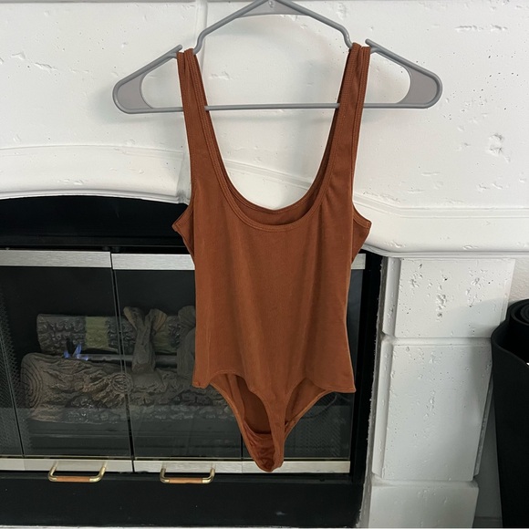 Brown/Burnt Orange Ribbed Bodysuit - Picture 3 of 8
